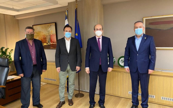 Παρατείνεται για δυο μήνες η κοινωφελής εργασία στους δήμους – Μικρή «ανάσα» ως το καλοκαίρι