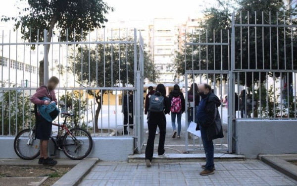 Πρεμιέρα για τους μαθητές των Λυκείων με αρνητικό self test - Πόσοι βρέθηκαν θετικοί στα σχολεία της Κεντρικής Μακεδονίας (Φωτ.)