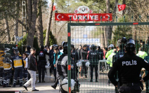 Κυβέρνηση: Κλειστά τα ελληνικά σύνορα για πιθανές παράτυπες ροές μεταναστών από το Αφγανιστάν