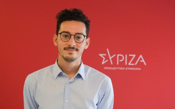 Στ. Καλπάκης: Μείωση ΦΠΑ, 13ος–14ος μισθός στο Δημόσιο, 13η σύνταξη οι προτάσεις του ΣΥΡΙΖΑ στη ΔΕΘ Στ. Καλπάκης: Μείωση ΦΠΑ, 13ος–14ος μισθός στο Δημόσιο, 13η σύνταξη οι προτάσεις του ΣΥΡΙΖΑ στη ΔΕΘ