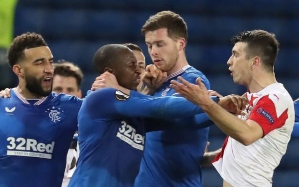 UEFA: Προσωρινός αποκλεισμός στον καταγγελλόμενο για ρατσιστική επίθεση, Οντρέι Κούντελα