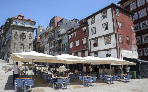 Θεσσαλονίκη: Καμπανάκι στην εστίαση - Φόβοι ότι θα κλείσουν τα μισά μαγαζιά που άνοιξαν το 2025