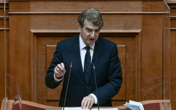 Χρυσοχοΐδης για Φουρθιώτη: Ποτέ δεν τον φύλαξαν 14 αστυνομικοί, ποτέ δεν υπήρξαν τεθωρακισμένα αυτοκίνητα