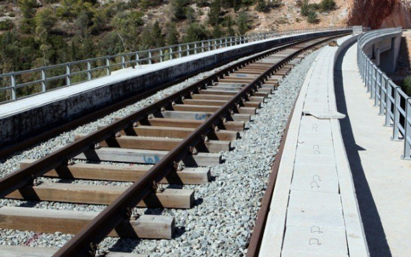 Εκτροχιασμός αμαξοστοιχίας στην Ειδομένη: Ζημιές στην σιδηροδρομική γραμμή σε μήκος 3 χλμ - Διεκόπη η κυκλοφορία