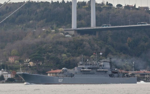 H Βρετανία πιστεύει πως η Ρωσία ενδέχεται να στοχοθετήσει εμπορικά πλοία στη Μαύρη Θάλασσα 