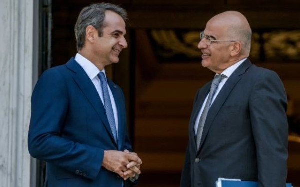 Συνάντηση Μητσοτάκη-Δένδια στο Μαξίμου: Ικανοποίηση για τους χειρισμούς στην Άγκυρα