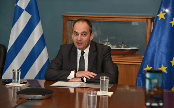 Ανανέωση συνεργασίας μεταξύ Λιμενικού – Ακτοφυλακής και «Παπαστράτος» για την καταπολέμηση του λαθρεμπορίου καπνικών