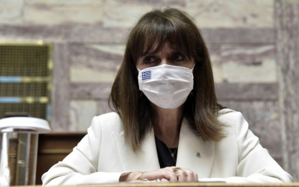 Σακελλαροπούλου: Η έμφυλη βία σπάνια καταγγέλεται και ακόμα πιο σπάνια τιμωρείται