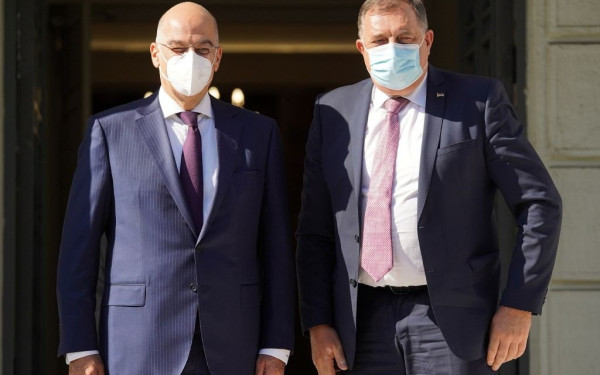 Διμερή θέμα τα συζήτησαν Δένδιας-Ντόντικ