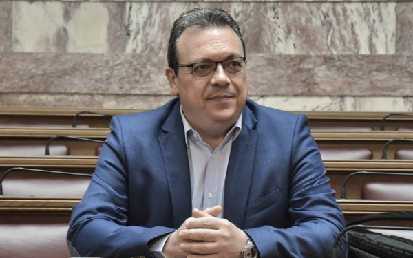 Σ. Φάμελλος - Π. Πέρκα: «Χωρίς απάντηση τα σκάνδαλα της κυβέρνησης στην ανακύκλωση»