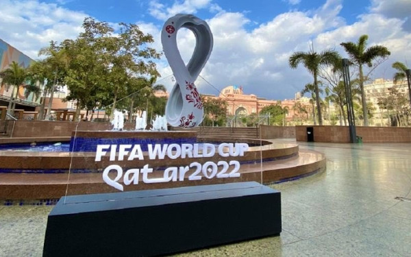 Μουντιάλ: Το Κατάρ στήνει... σκηνές στην έρημο για τη στέγαση των φιλάθλων