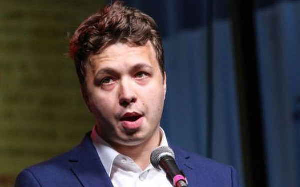 Ο Προτασέβιτς "ομολογεί" ότι οργάνωσε μαζικές κινητοποιήσεις σε βίντεο που μετέδωσε η κρατική τηλεόραση (βίντεο)