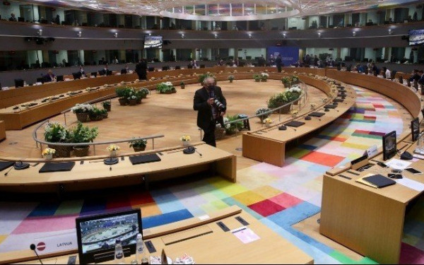 Η ΕΕ κλείνει τον εναέριο χώρο της στις αεροπορικές εταιρίες της Λευκορωσίας 