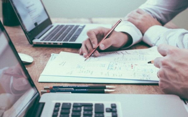 ΓΣΕΕ: Ανήσυχοι οι εργαζόμενοι του ιδιωτικού τομέα για την ψηφιοποίηση της εργασίας