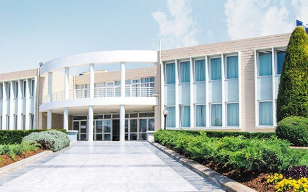 Πανελλαδικές 2025: Αυτοί είναι οι αριστούχοι του Μαντουλίδη