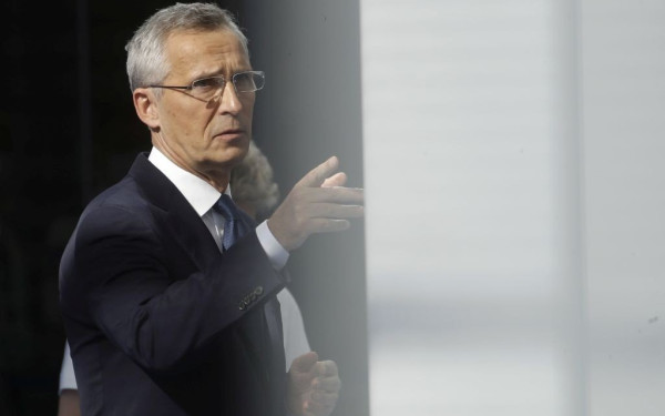 Στόλτενμπεργκ και Σολτς απέκλεισαν το ενδεχόμενο ΝΑΤΟικής εμπλοκής στον πόλεμο