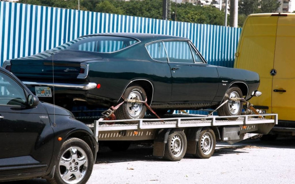 "Καταδίωξη" στον περιφερειακό για την ταινία με τον Μπαντέρας