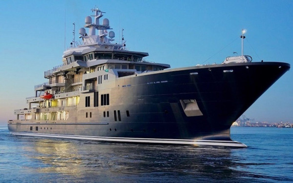 Θαλαμηγός κρατείται στην Μαγιόρκα, λόγω υποψιών ότι ανήκει σε Ρώσο ολιγάρχη