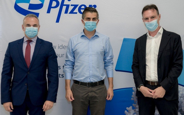 Θεσσαλονίκη: Ο Χρ. Δήμας στις εγκαταστάσεις της Pfizer, το ερευνητικό κέντρο ΕΚΕΤΑ και το ΝΟΗΣΙΣ