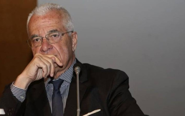 Δημοσιογράφος της El Pais καλεί τον Πρετεντέρη να ανακαλέσει παραποιημένα στοιχεία (φωτ.)