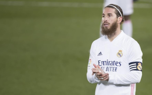 Παρί: Υπογράφει και ανακοινώνεται ο Σέρχιο Ράμος