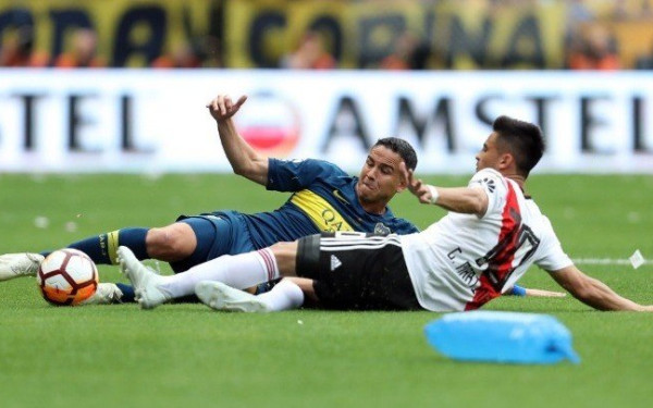 Διαιτητής... καρμανιόλα στο Ρίβερ - Μπόκα