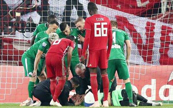 Σπάνια στιγμή στο γήπεδο Καραϊσκάκη (videos)