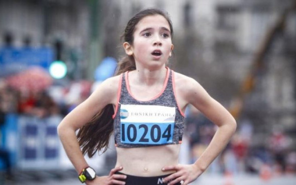 Έκλεψε ξανά την παράσταση η 13χρονη Γλυκερία (video)