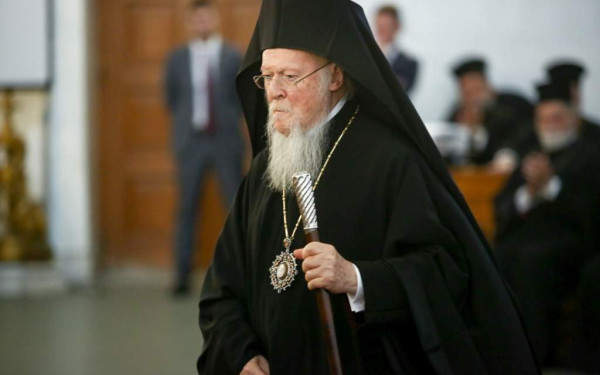 Έκπτωτος ο μητροπολίτης Χαλκηδόνος Αθανάσιος