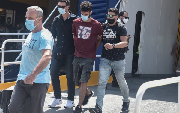 Γυναικοκτονία στη Φολέγανδρο: Ομόφωνα ένοχος ο δολοφόνος της Γαρυφαλλιάς 