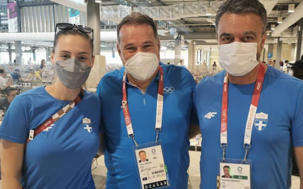 Συνάντηση Καπράλου με Κορακάκη και Σάκκαρη στο Ολυμπιακό Χωριό (βίντεο)