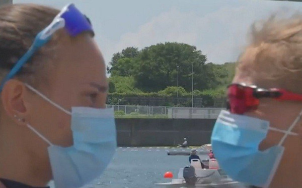 "Καταφέραμε κάτι τόσο σημαντικό κι εσύ στενοχωριέσαι;": Τα συγκλονιστικά λόγια παρηγοριάς της Κυρίδου στην Μπούρμπου (βίντεο)