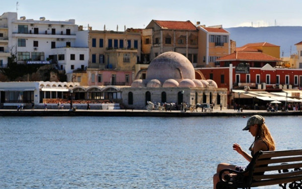 Κι από Μάρτη καλοκαίρι στην Κρήτη - Έρχονται οι πρώτοι τουρίστες