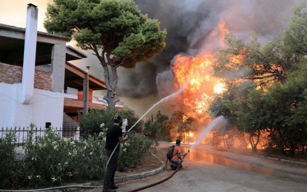 Στο πλευρό των πυρόπληκτων ο δήμος Ωραιοκάστρου