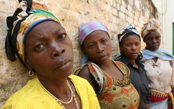 Ν. Αφρική: Εντείνονται τα περιστατικά βίας κατά γυναικών - Η χώρα αποποινικοποιεί την πορνεία ως μέτρο καταπολέμησης