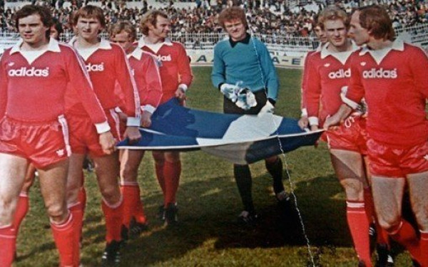 Όταν η Μπάγερν του Γκερντ Μίλερ έπαιξε με τον Ηρακλή του... Κούδα στο Καυταντζόγλειο