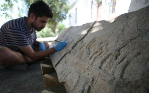 Αρχαιολόγοι: «Το υπουργείο Πολιτισμού σχεδιάζει να ανοίξει τον δρόμο σε ανασκαφές ιδιωτών»