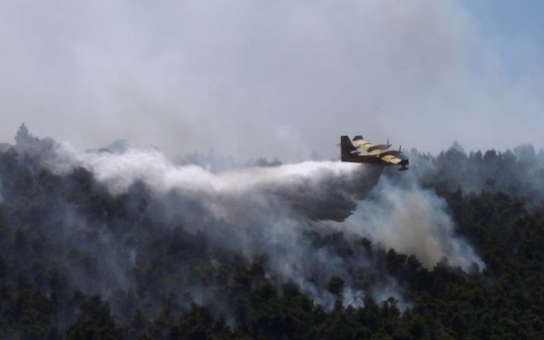 Νέα χρηματοδότηση 10 εκατ. ευρώ σε πληγέντες από τις πυρκαγιές δήμους-περιφέρειες