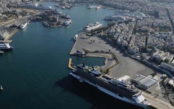 Το λιμάνι του Πειραιά αύξησε τα έσοδά του παρά το ασταθές γεωπολιτικό περιβάλλον