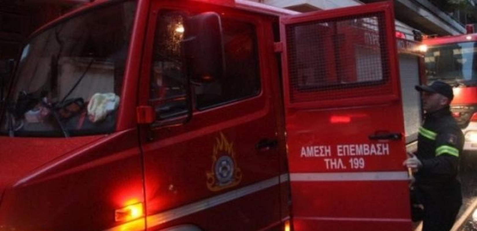 Έπιασαν φωτιά 2 οχήματα στην Ε.Ο. Θεσσαλονίκης-Σερρών