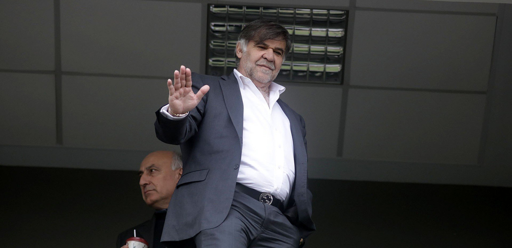 Μεγάλο καράβι ο Ηρακλής, μεγάλες και οι φουρτούνες