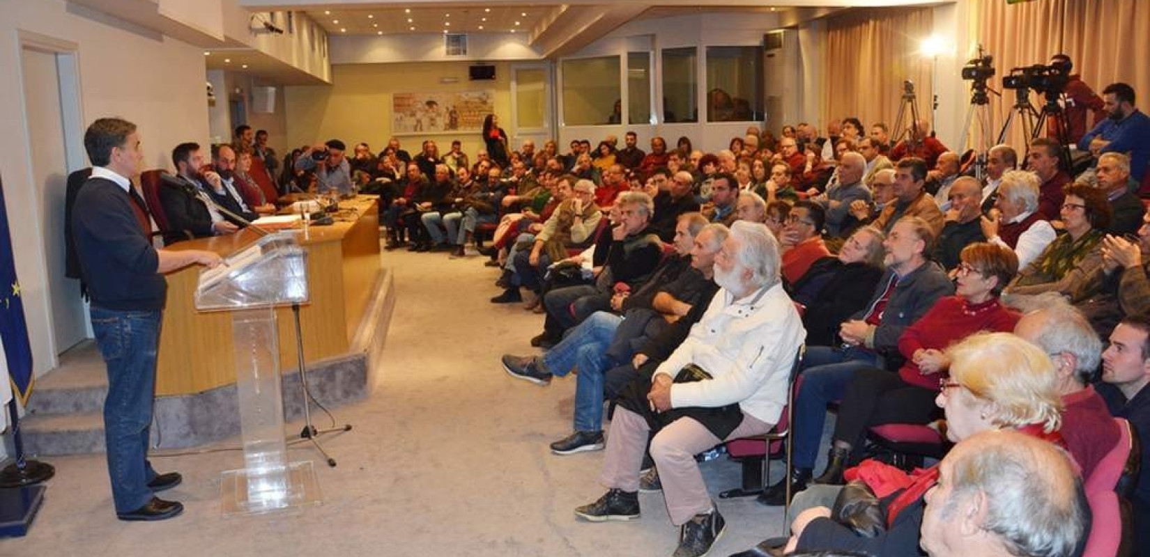 Ευ. Τσακαλώτος: Καιρός να συζητήσουμε μια πιο μακροπρόθεσμη στρατηγική