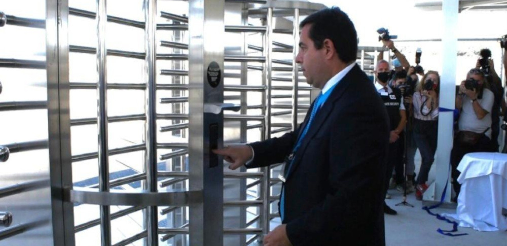 Μηταράκης: Εφαρμόζουμε αυστηρή, αλλά δίκαιη μεταναστευτική πολιτική