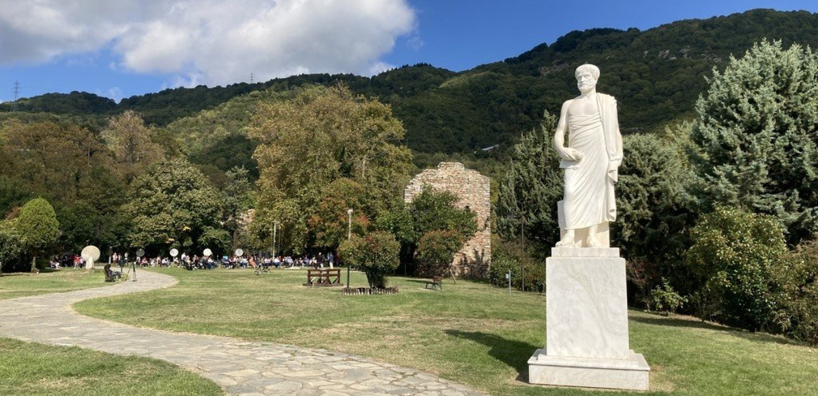 Χαλκιδική: Μαθητές από όλη τη χώρα στα «Βήματα του Αριστοτέλη»