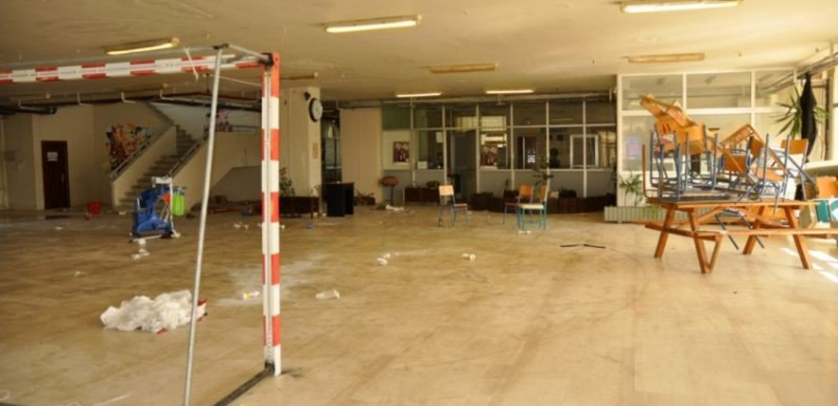 Χαλκιδική: Το ΕΠΑΛ Μουδανιών ρημάζει στα χέρια καταληψιών