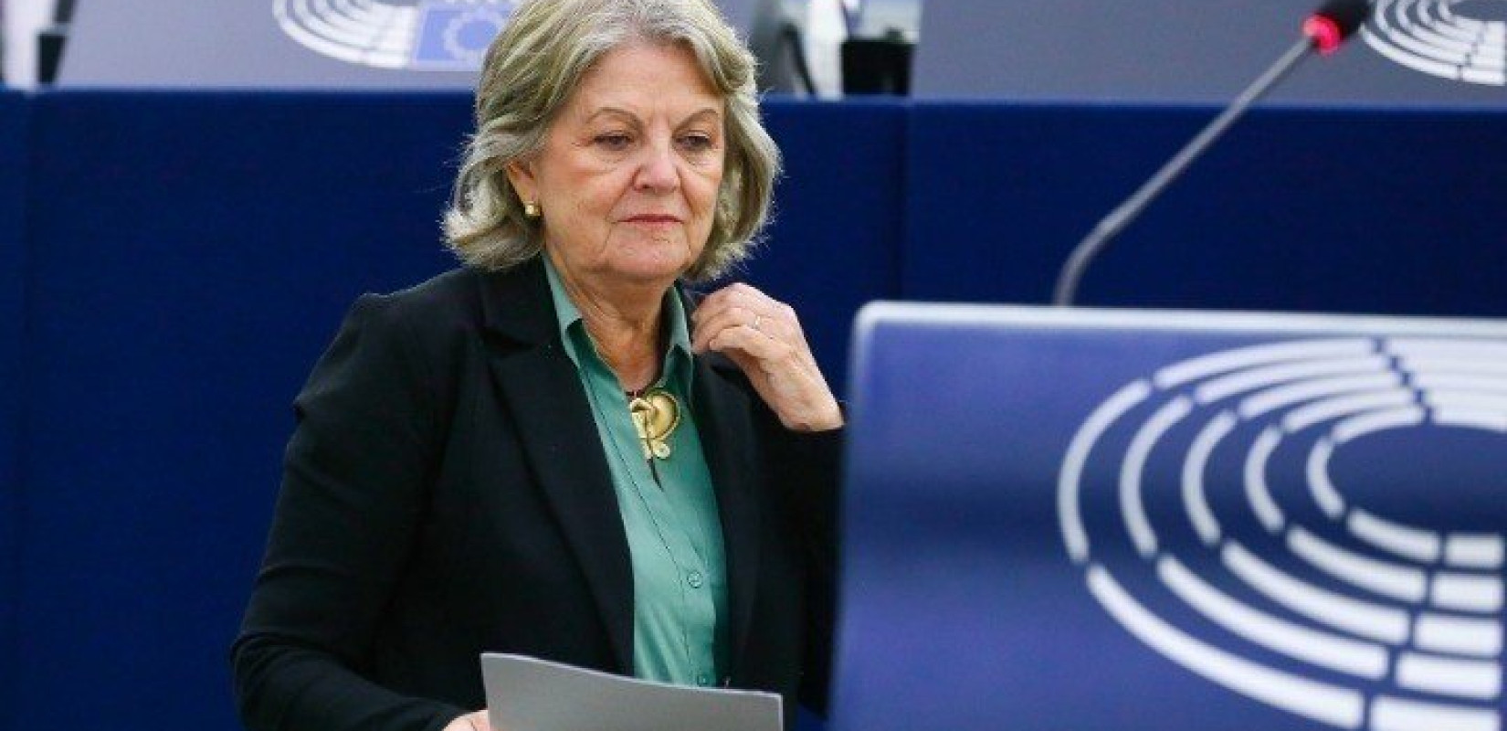 Ελ. Φερέιρα: «Ευθεία απειλή» για τις κοινωνίες επιθέσεις κατά ΛΟΑΤΚΙ+ σαν αυτή στη Θεσσαλονίκη