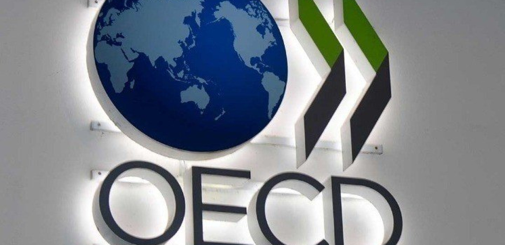 ΟΟΣΑ: Η Ελλάδα συνεχίζει να κάνει σημαντικές διαρθρωτικές μεταρρυθμίσεις