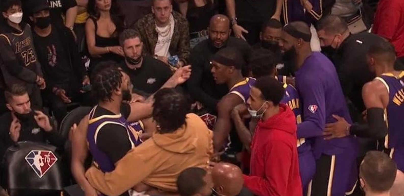 ΝΒΑ: Όλα τα είχαν οι Λέικερς, οι καυγάδες τούς έλειπαν (βίντεο)
