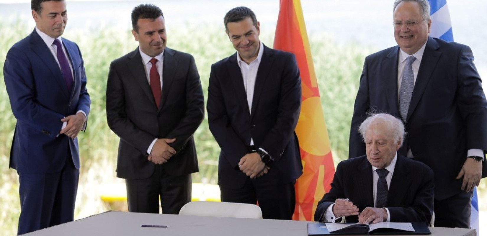 Διθυραμβικά σχόλια του διεθνούς Τύπου για την αλλαγή ονόματος της ΠΓΔΜ