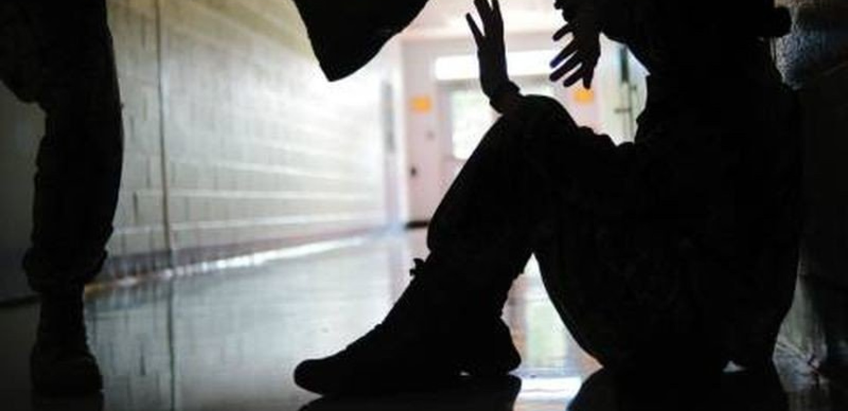 Συμμορία μαθητών «ελέγχει» ιδιωτικό σχολείο: Απειλεί και ξυλοκοπά καθηγητές και μαθητές (βίντεο)
